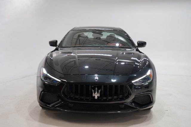 Used 2022 Maserati Ghibli Trofeo image 2