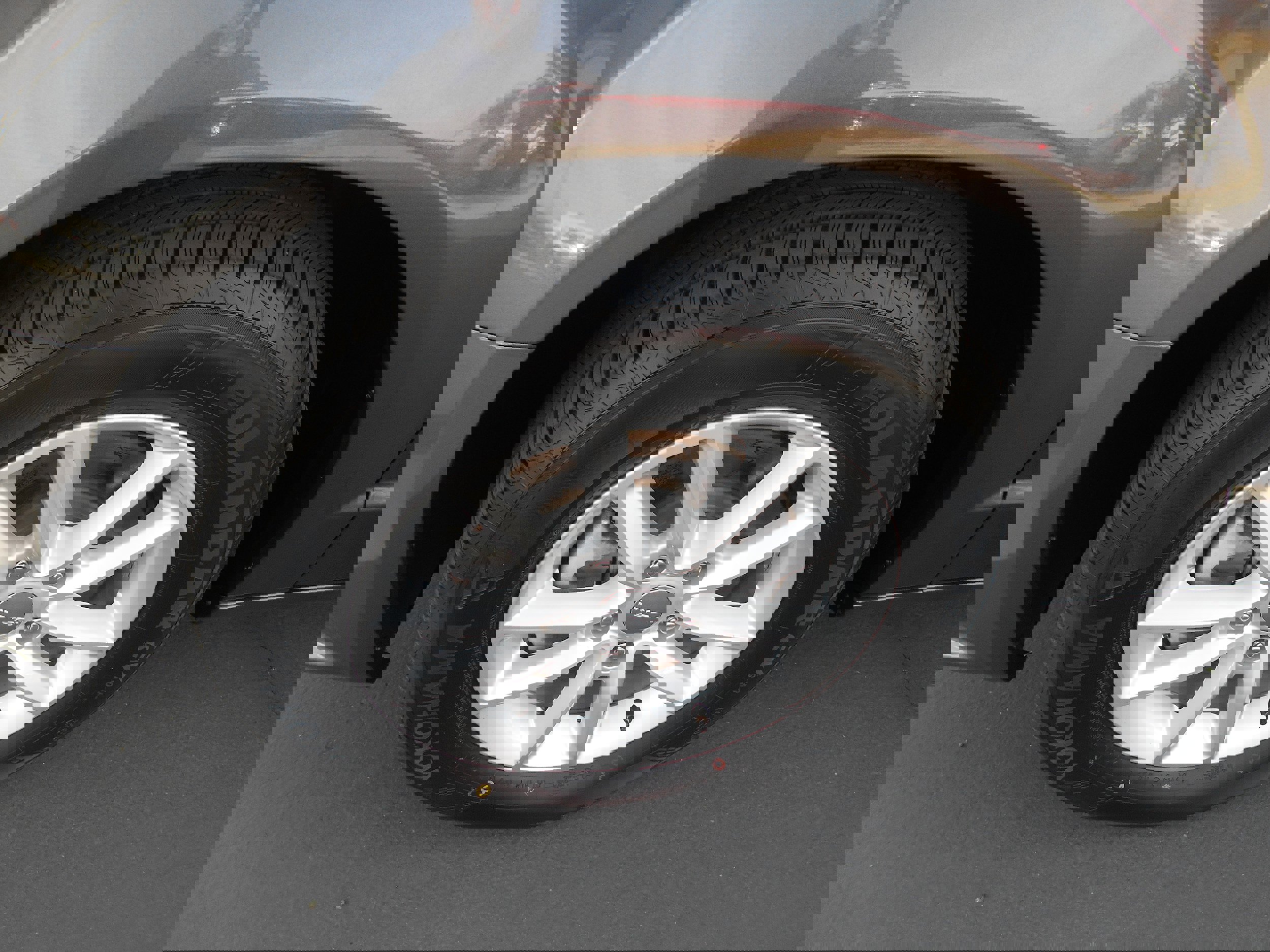 Used 2019 Dodge Grand Caravan SXT image 13