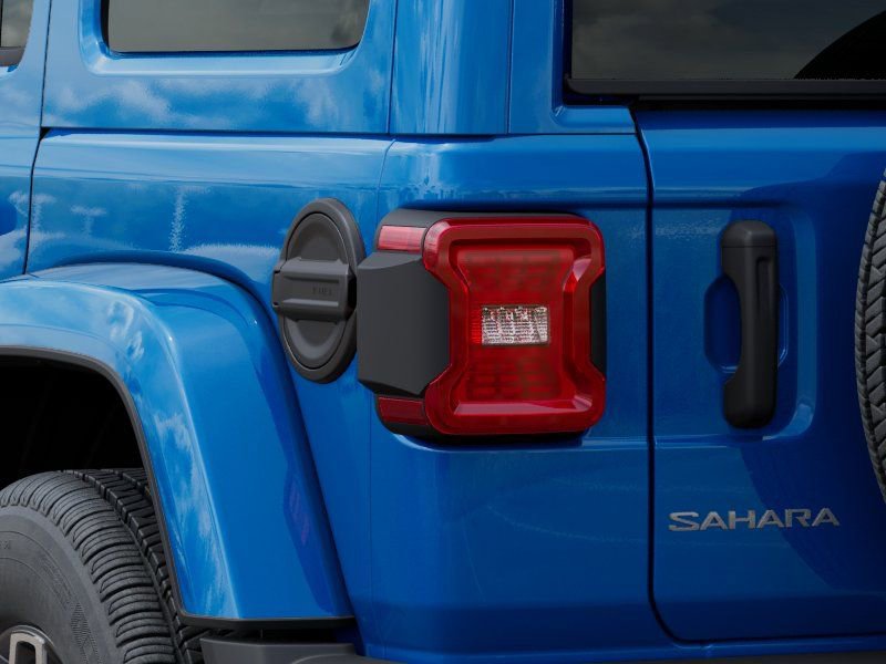 New 2025 Jeep Wrangler Sahara w/ Technology Group AWD/4WD image 9