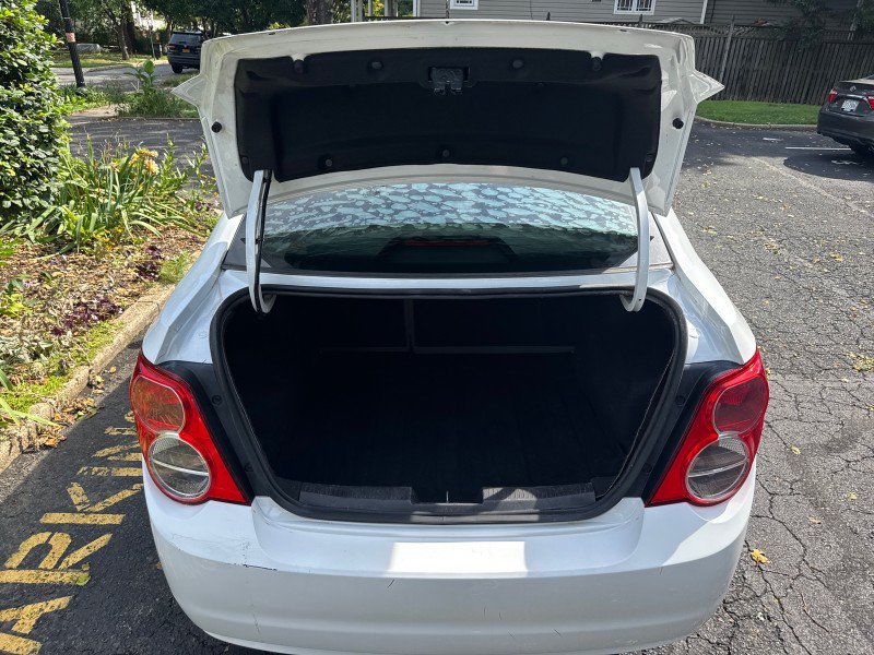 Used 2015 Chevrolet Sonic LS FWD image 27