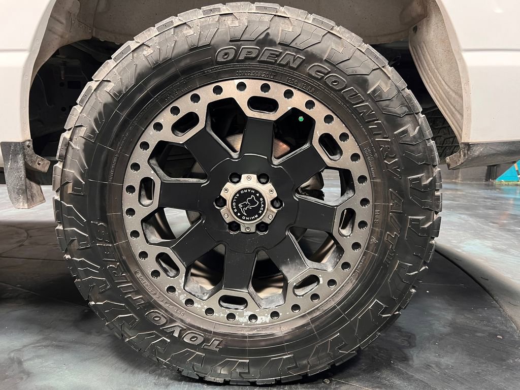 Used 2022 Ford F150 Lariat w/ Equipment Group 501A Mid image 25