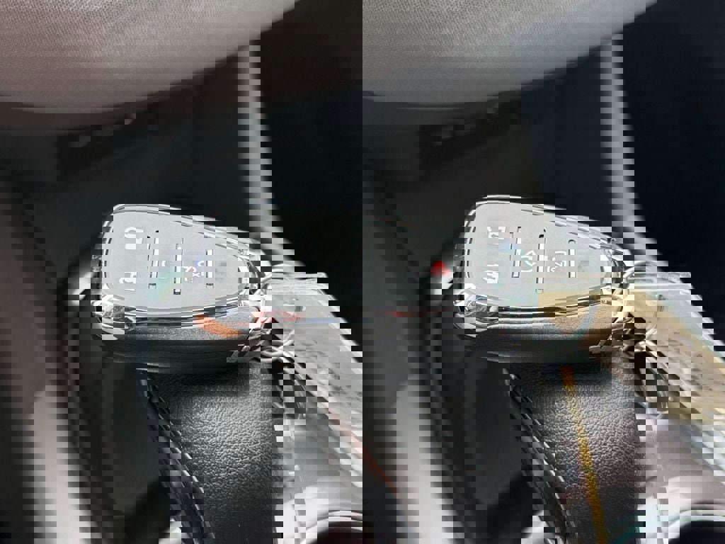 Used 2022 Chevrolet Malibu LT image 31