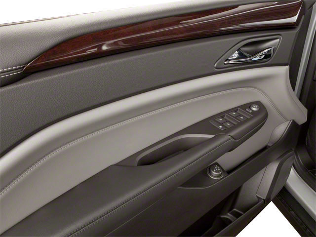 Used 2010 Cadillac SRX Luxury image 12