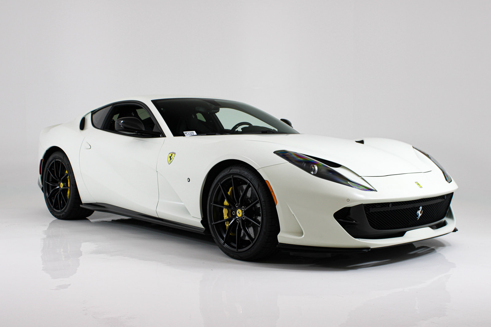 Used 2019 Ferrari 812 Superfast RWD image 10