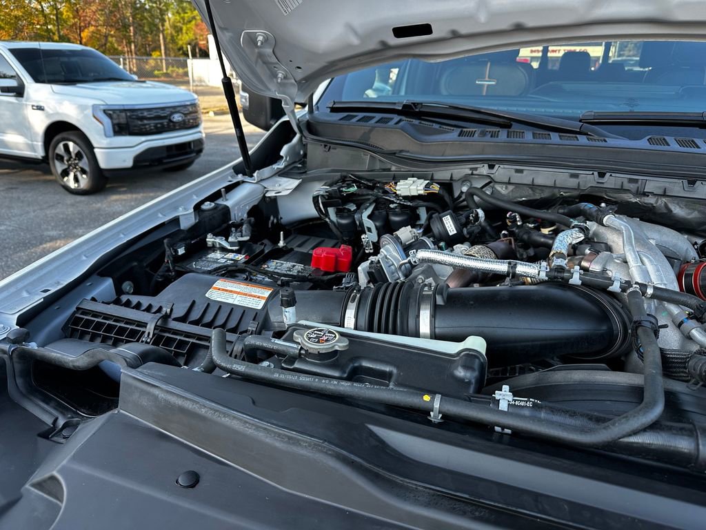 Used 2024 Ford F350 Platinum image 24