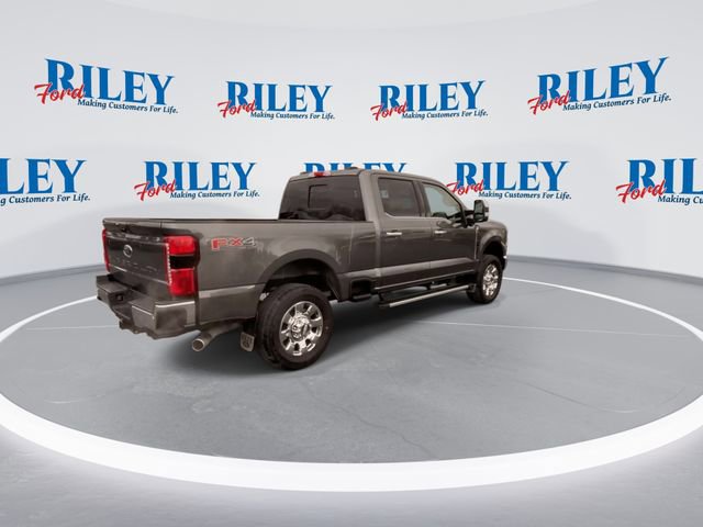 New 2026 Ford F250 Lariat w/ Chrome Package image 8