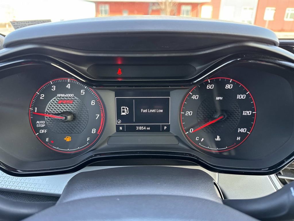 Used 2024 Chevrolet Trax RS w/ Driver Confidence Package FWD image 11