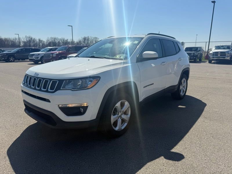 Used 2019 Jeep Compass Latitude w/ Popular Equipment Group image 3