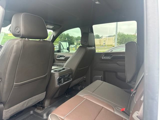 Used 2024 GMC Sierra 2500 Denali w/ Technology Package AWD/4WD image 30