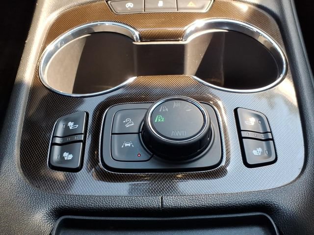 Used 2023 GMC Acadia AT4 AWD/4WD image 22