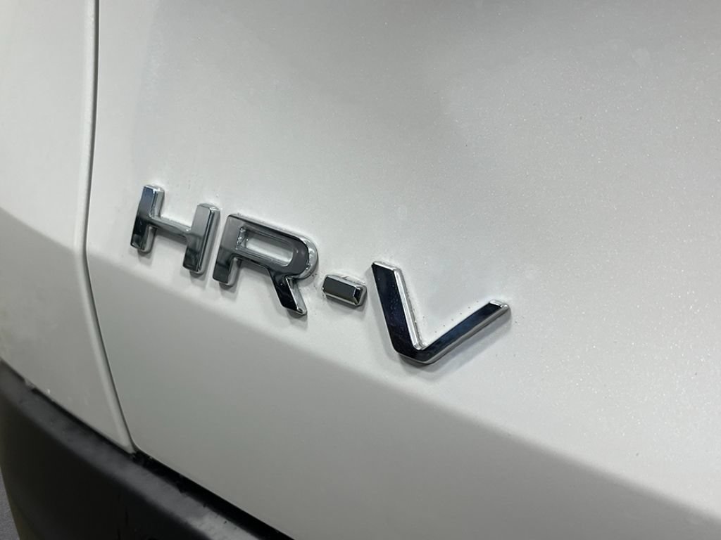 New 2026 Honda HR-V LX image 9