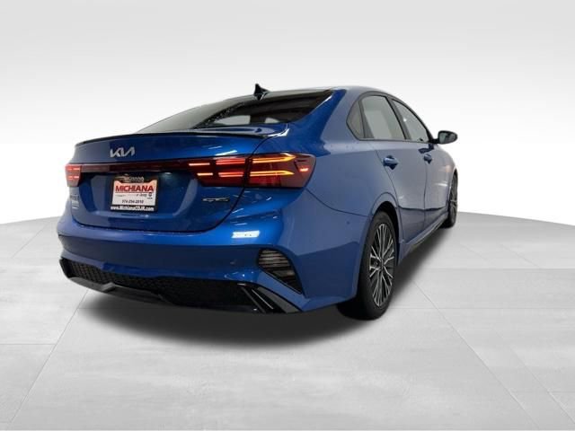 Used 2023 Kia Forte GT-Line w/ GT-Line Premium Package FWD image 7