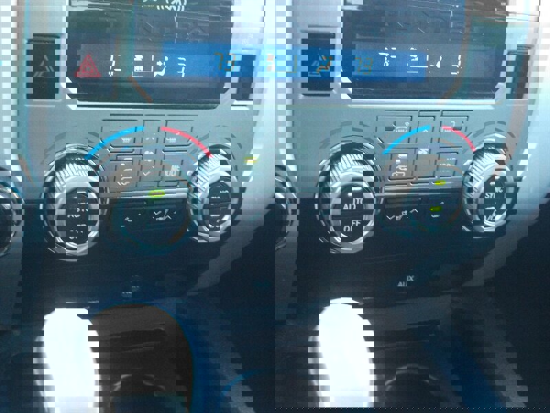 Used 2014 Toyota Tundra Limited w/ Limited Premium Package image 24