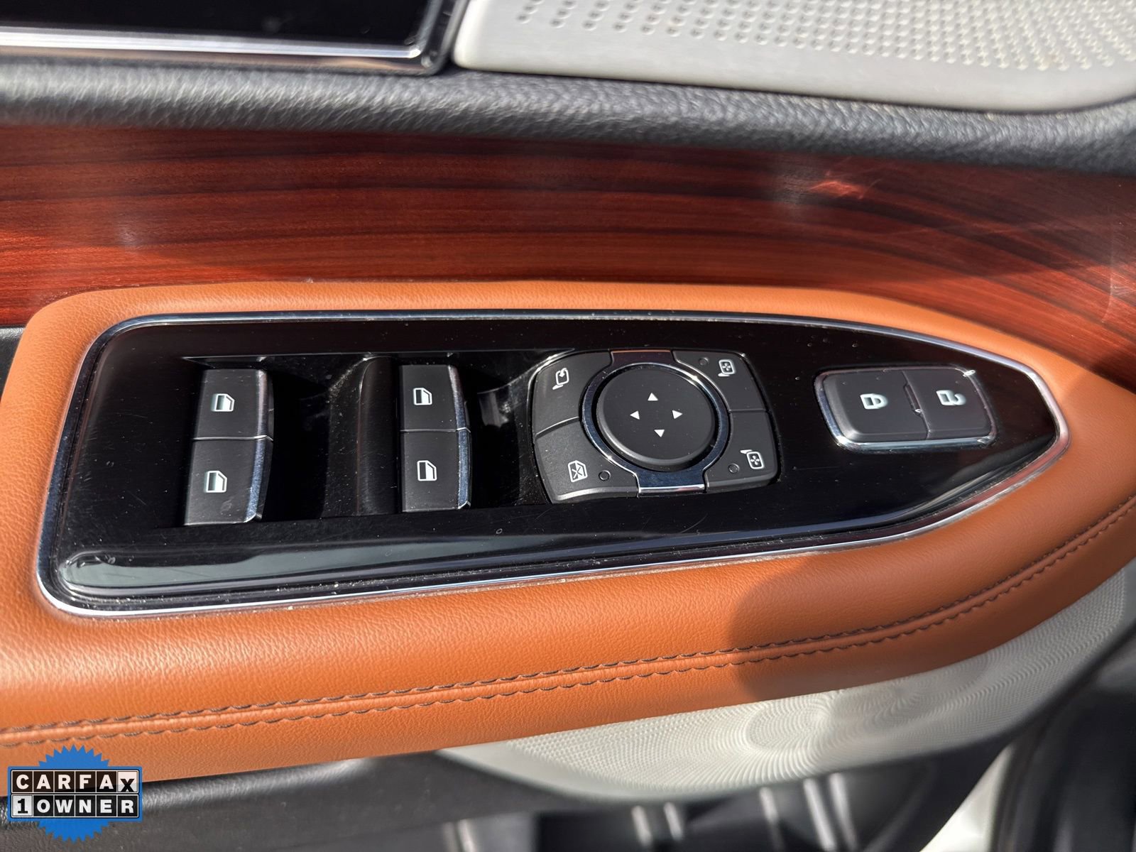 Used 2021 Lincoln Navigator Reserve w/ Luxury Package image 14