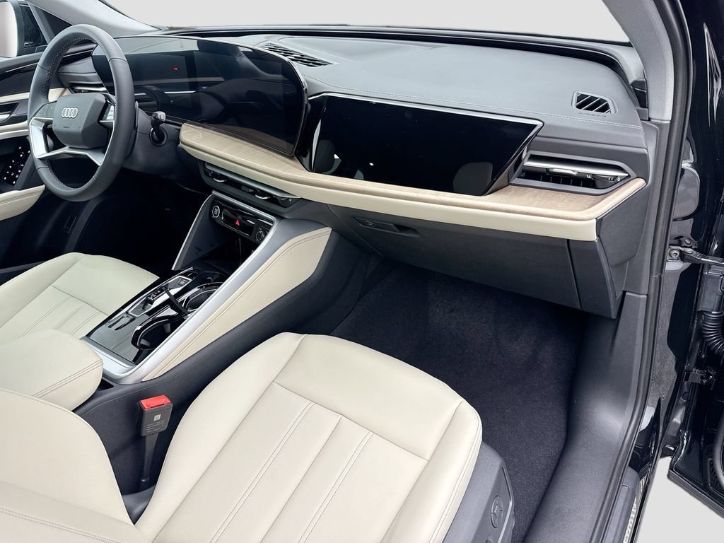 Used 2025 Audi Q5 Premium AWD/4WD image 18