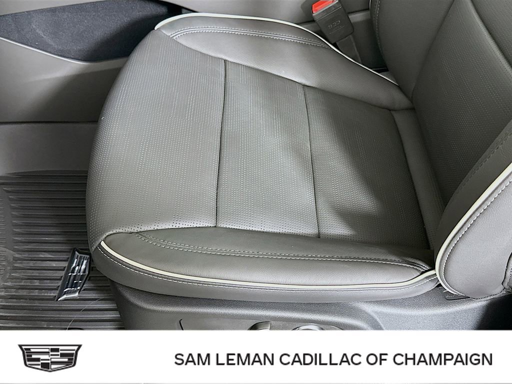 New 2026 Cadillac Escalade Luxury w/ Touring Package image 20