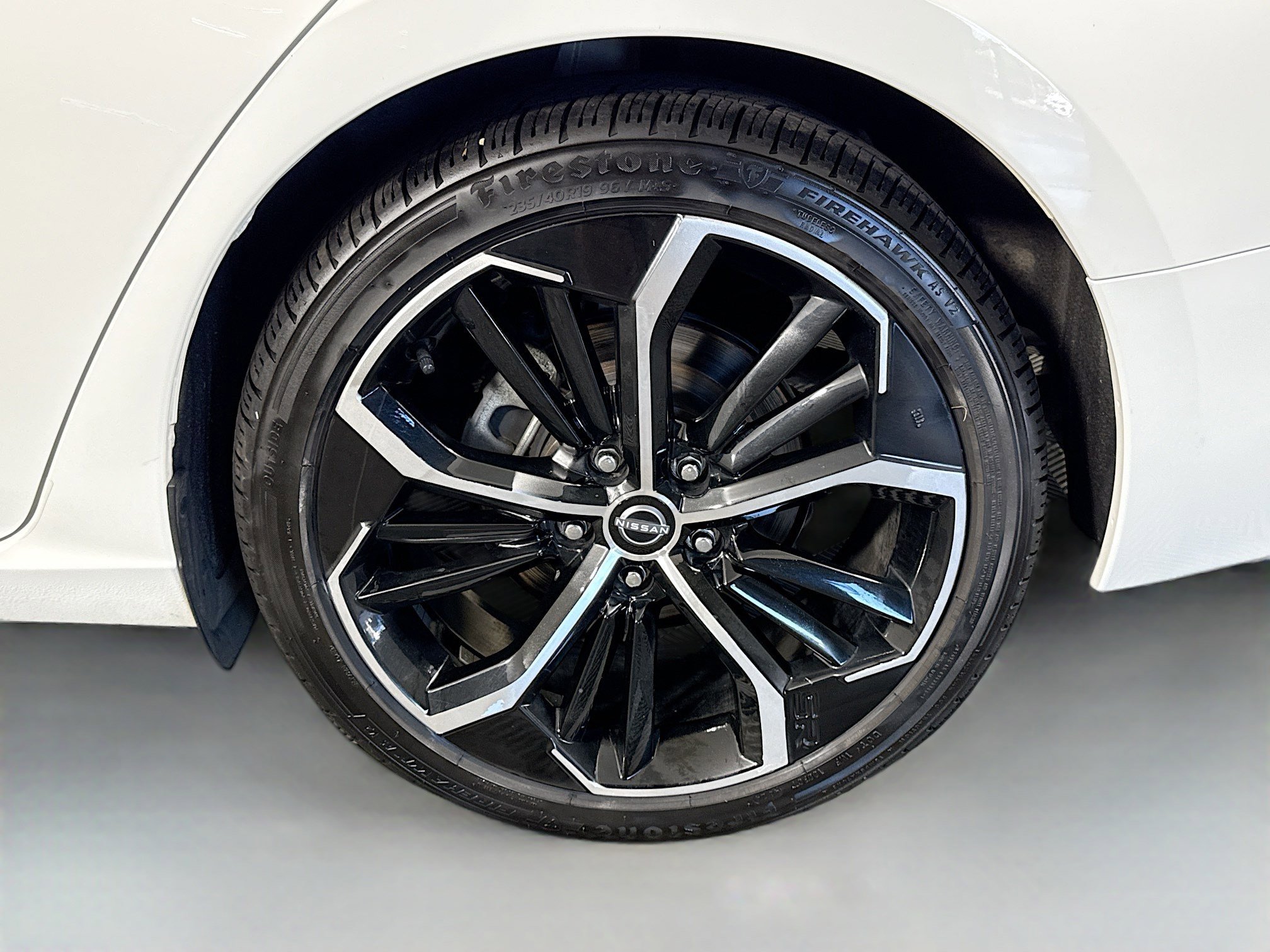 Used 2024 Nissan Altima 2.5 SR FWD image 37