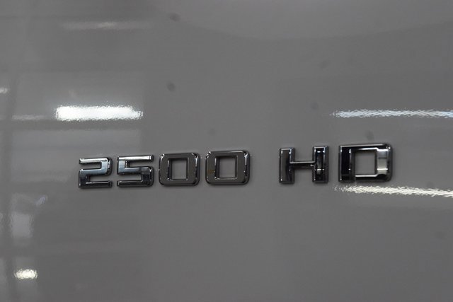 Used 2024 Chevrolet Silverado 2500 Custom w/ Custom Value Package image 17