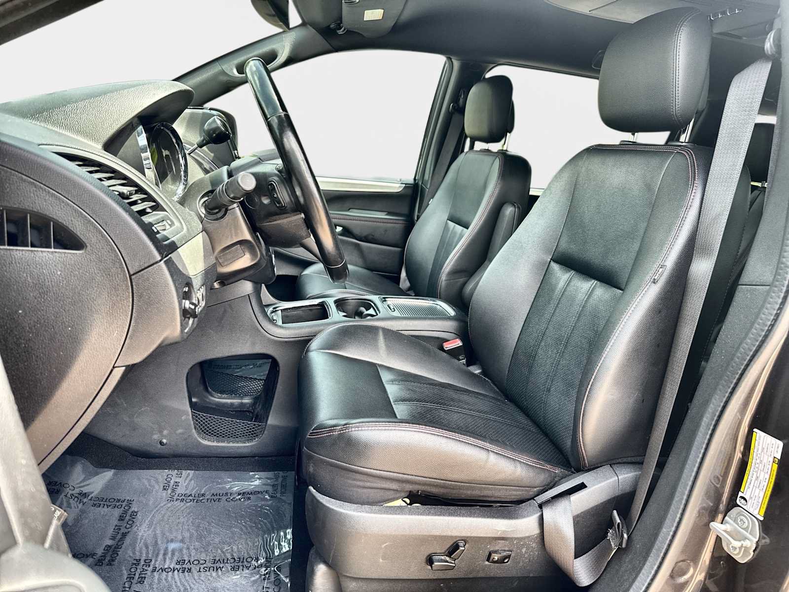 Used 2020 Dodge Grand Caravan GT FWD image 11