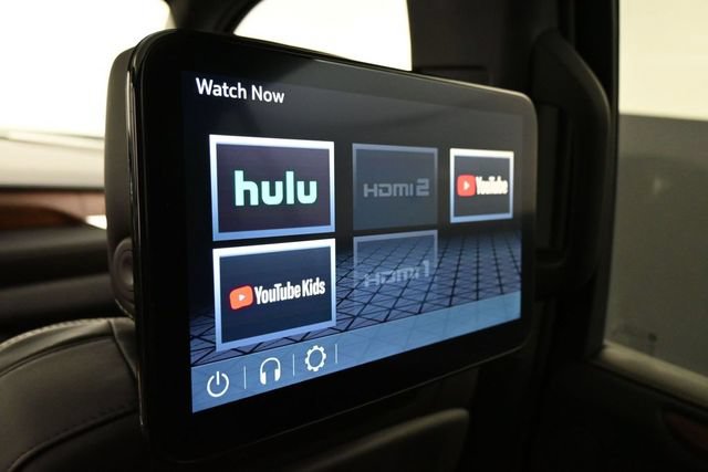 Used 2024 GMC Yukon Denali Ultimate AWD/4WD image 31