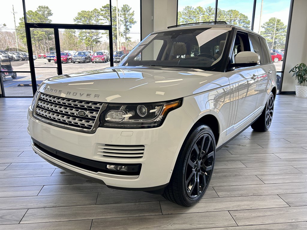 Used 2017 Land Rover Range Rover HSE image 3