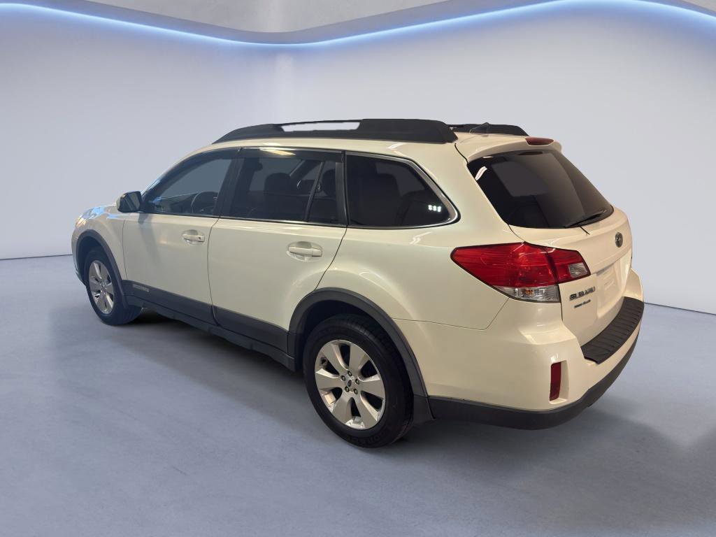 Used 2012 Subaru Outback 2.5i Limited w/ Moonroof Pkg image 4