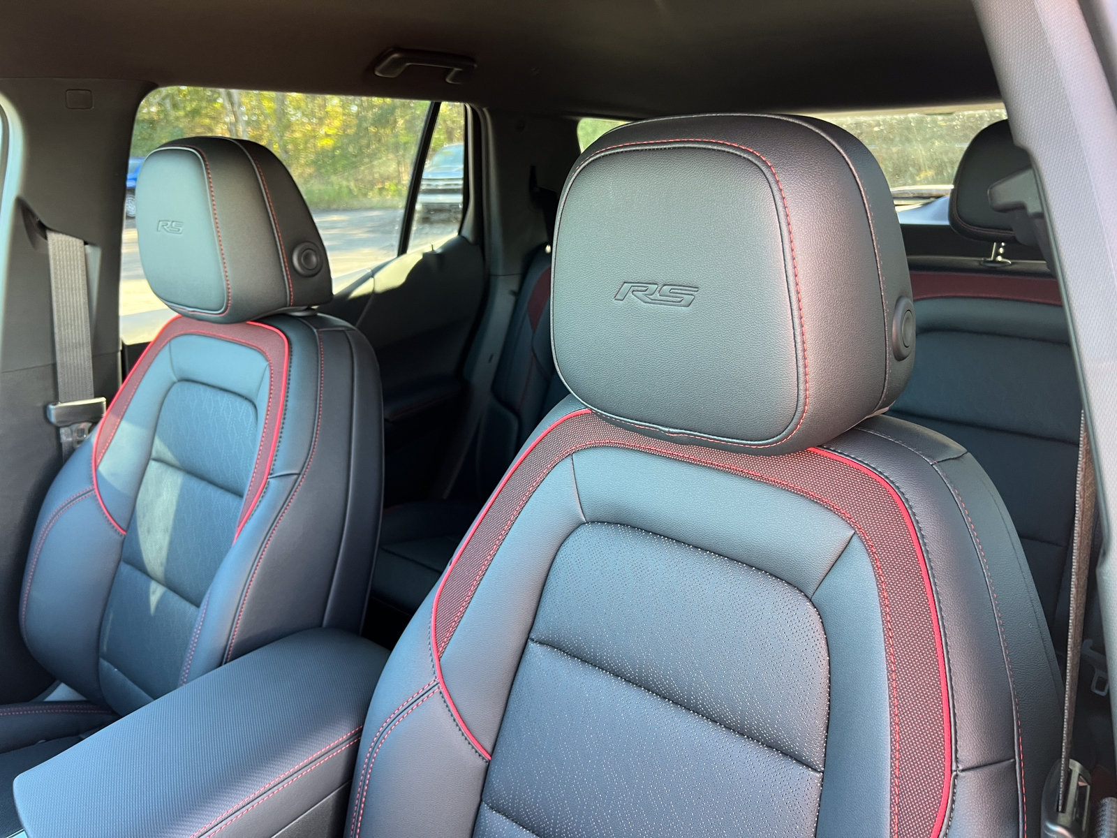New 2027 Chevrolet Equinox RS w/ Safety and Technology Package AWD/4WD image 10
