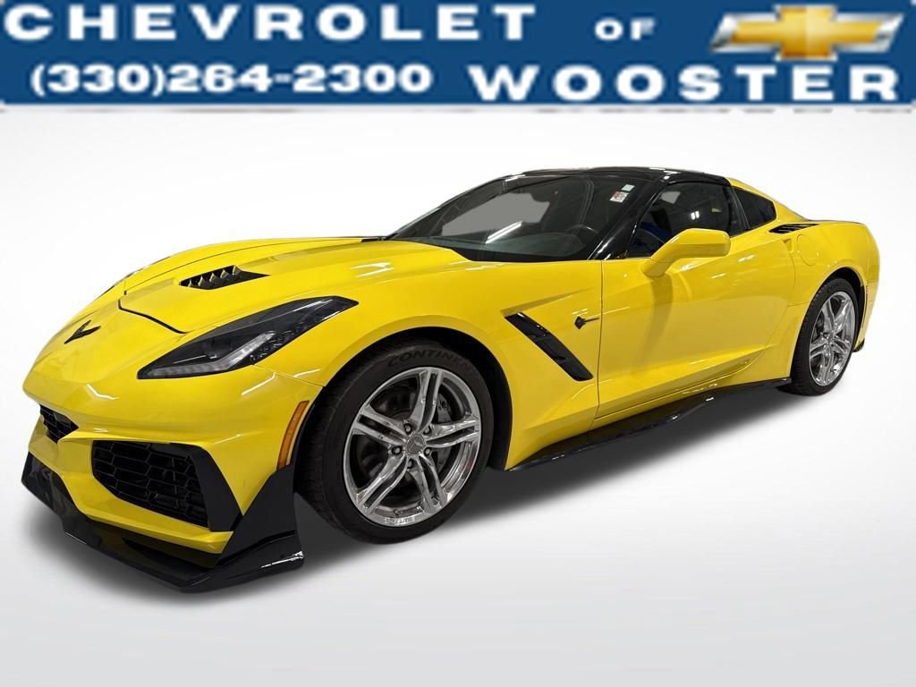Used 2016 Chevrolet Corvette Stingray Coupe w/ Battery Protection Package image 1