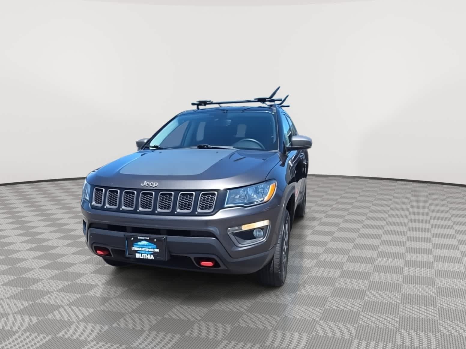 Used 2021 Jeep Compass Trailhawk AWD/4WD image 3