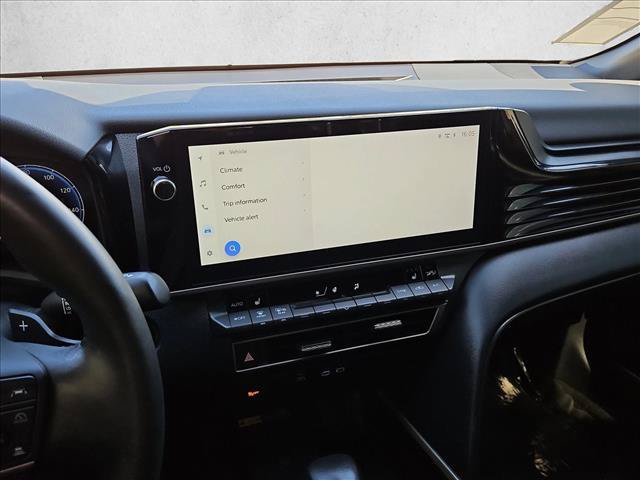 Used 2025 Toyota Camry XSE AWD/4WD image 15