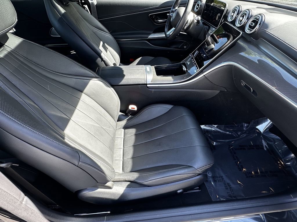 Certified 2025 Mercedes-Benz CLE 300 4MATIC Coupe image 15