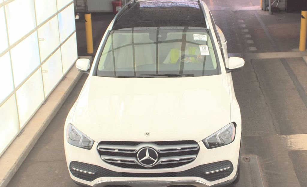 Used 2023 Mercedes-Benz GLE 350 w/ Premium Package image 2