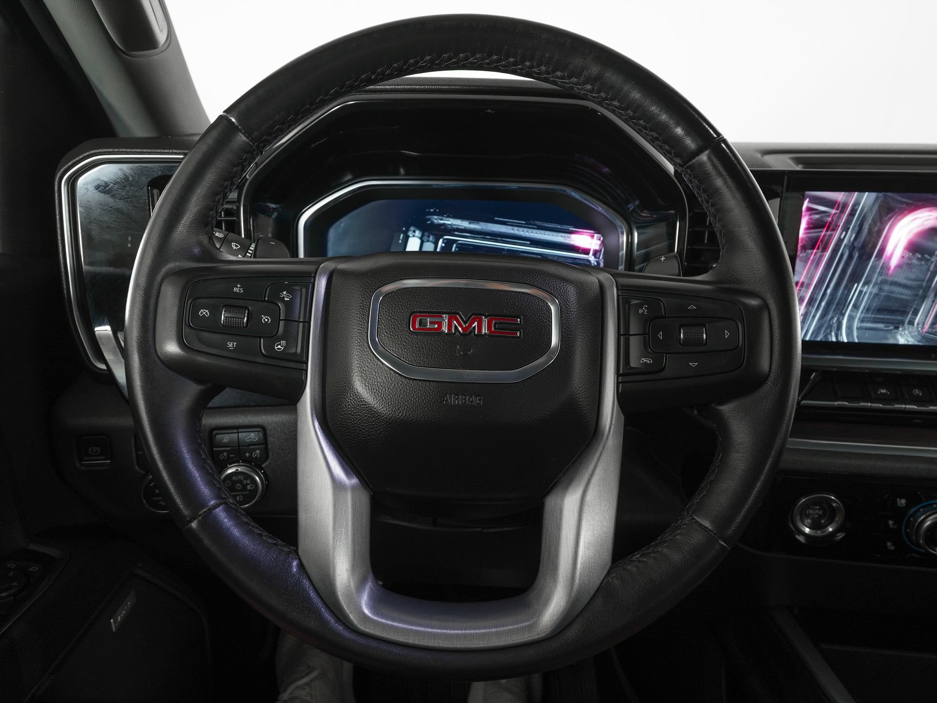 Used 2023 GMC Sierra 1500 SLT AWD/4WD image 16