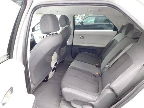 Used 2024 Hyundai Ioniq 5 SE RWD image 11