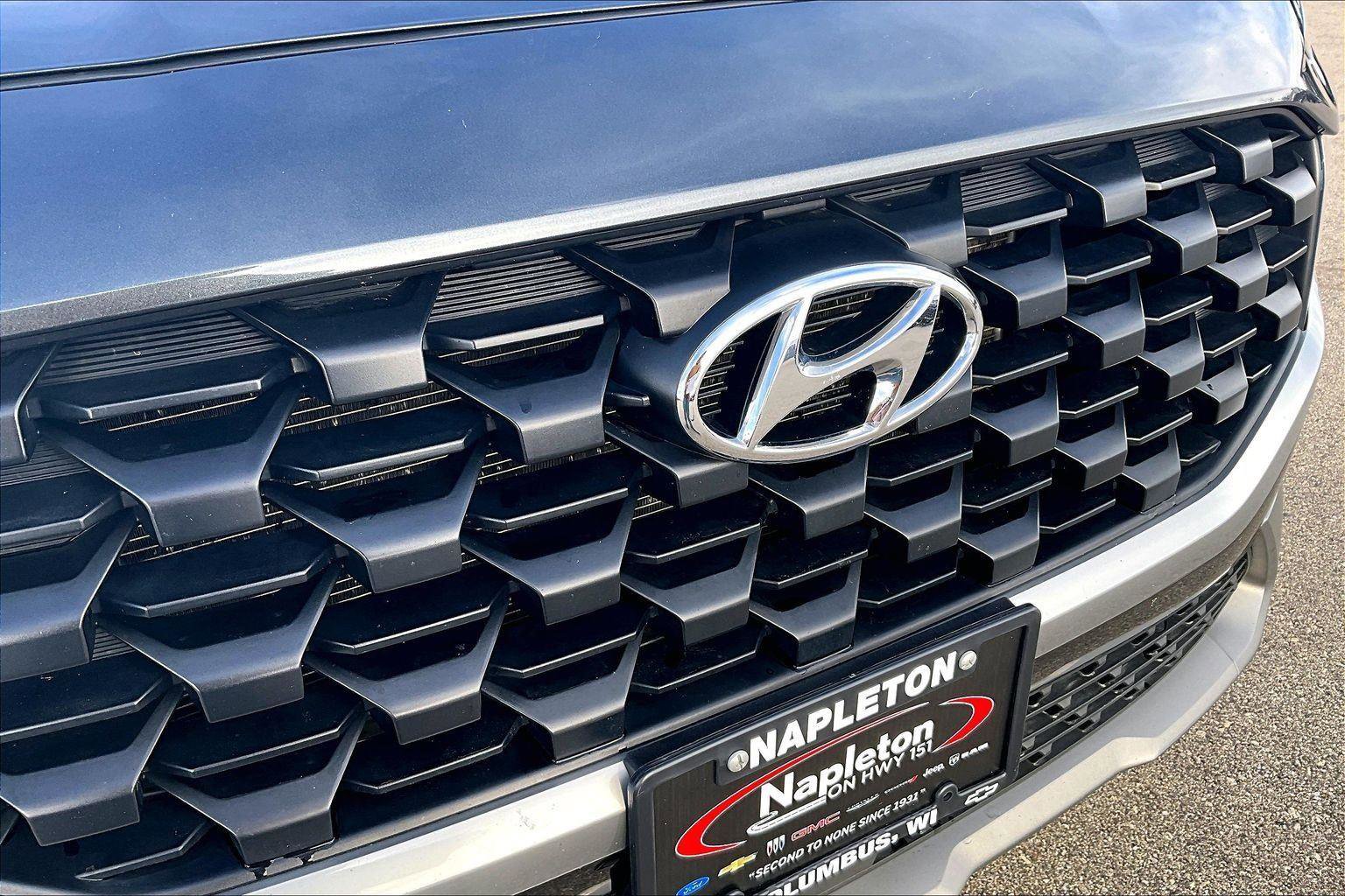 Used 2023 Hyundai Santa Fe SE image 28