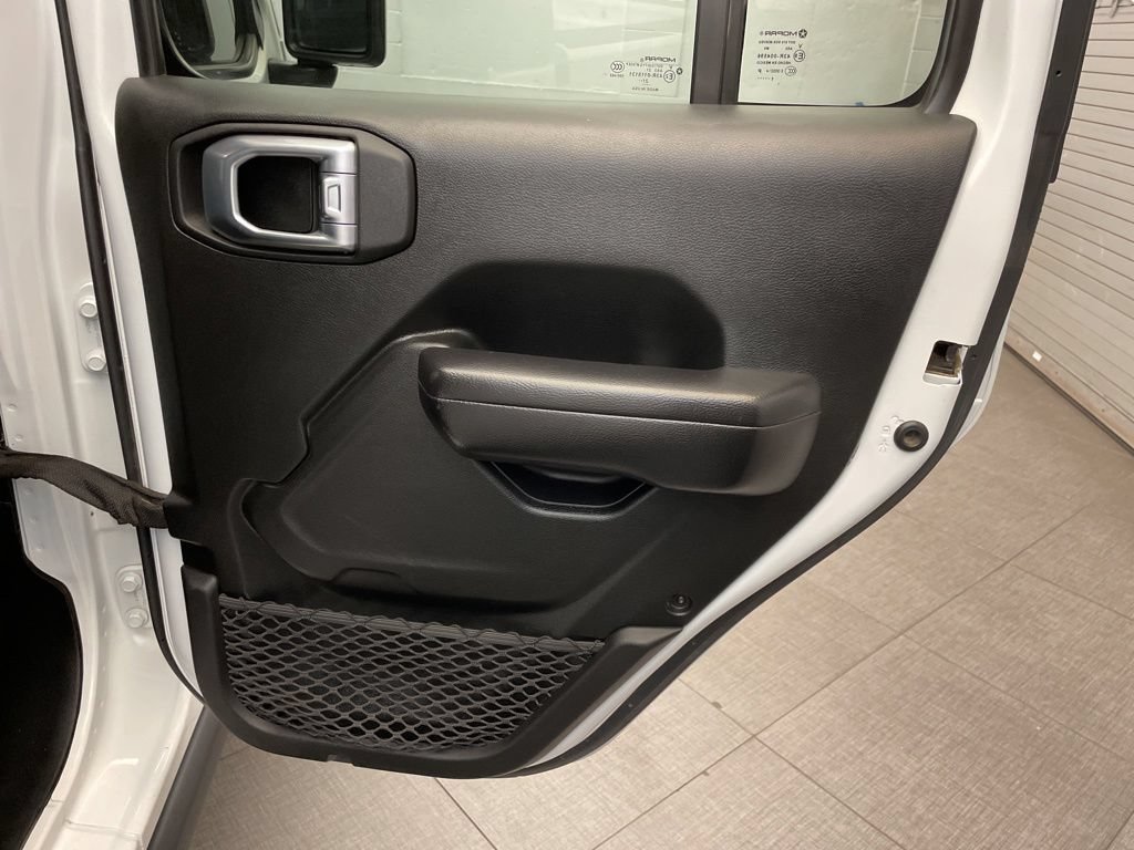 Certified 2021 Jeep Gladiator Sport AWD/4WD image 27