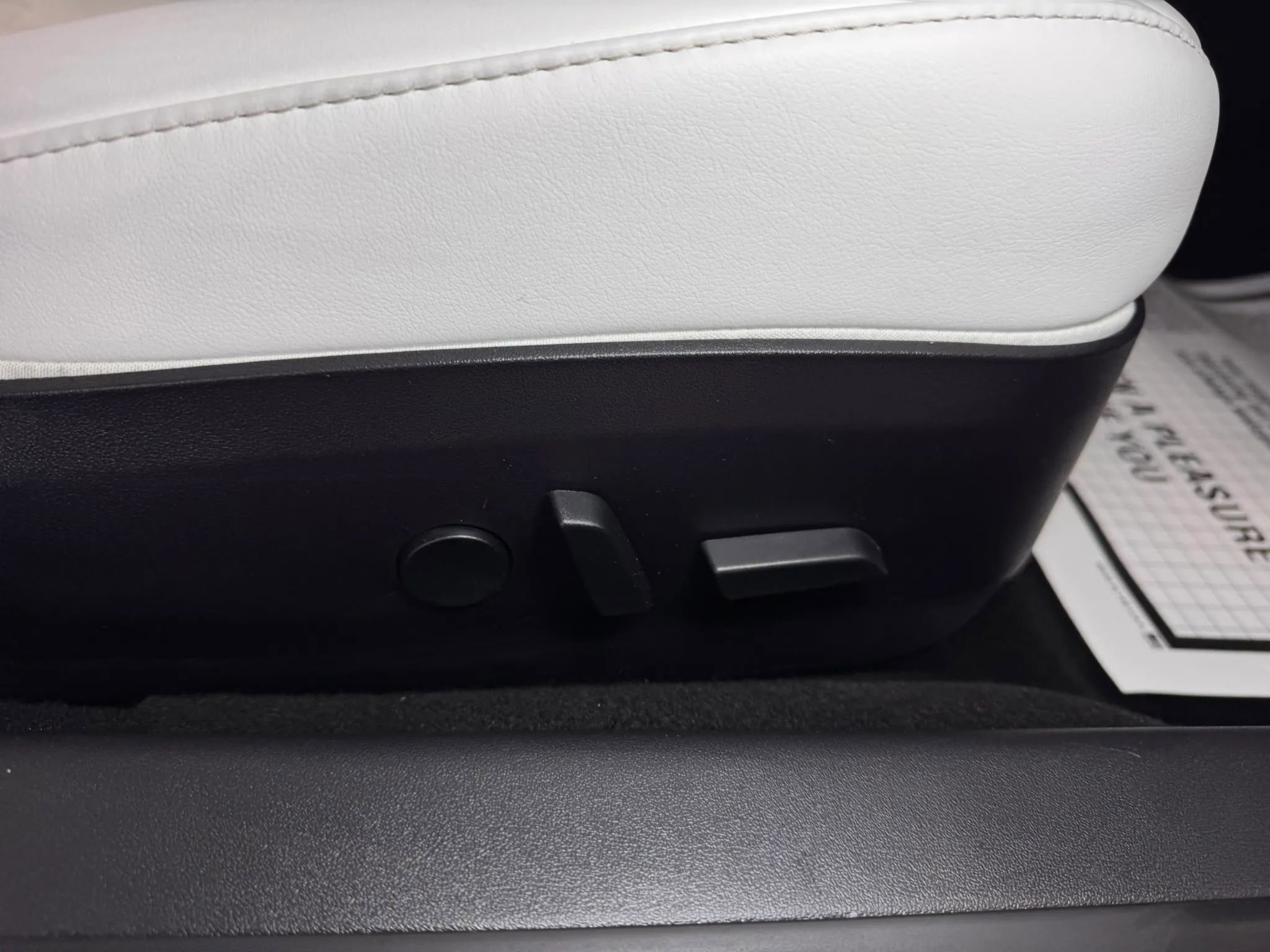 Used 2018 Tesla Model 3 Long Range image 13