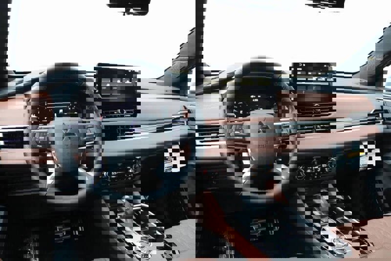 New 2025 Mitsubishi Outlander SEL image 3