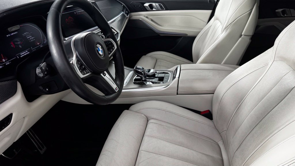 Used 2021 BMW X5 M50i w/ Executive Package AWD/4WD image 14