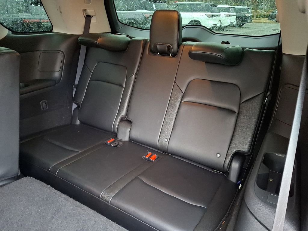 Used 2023 Nissan Pathfinder SL w/ Black Appearance Package image 12