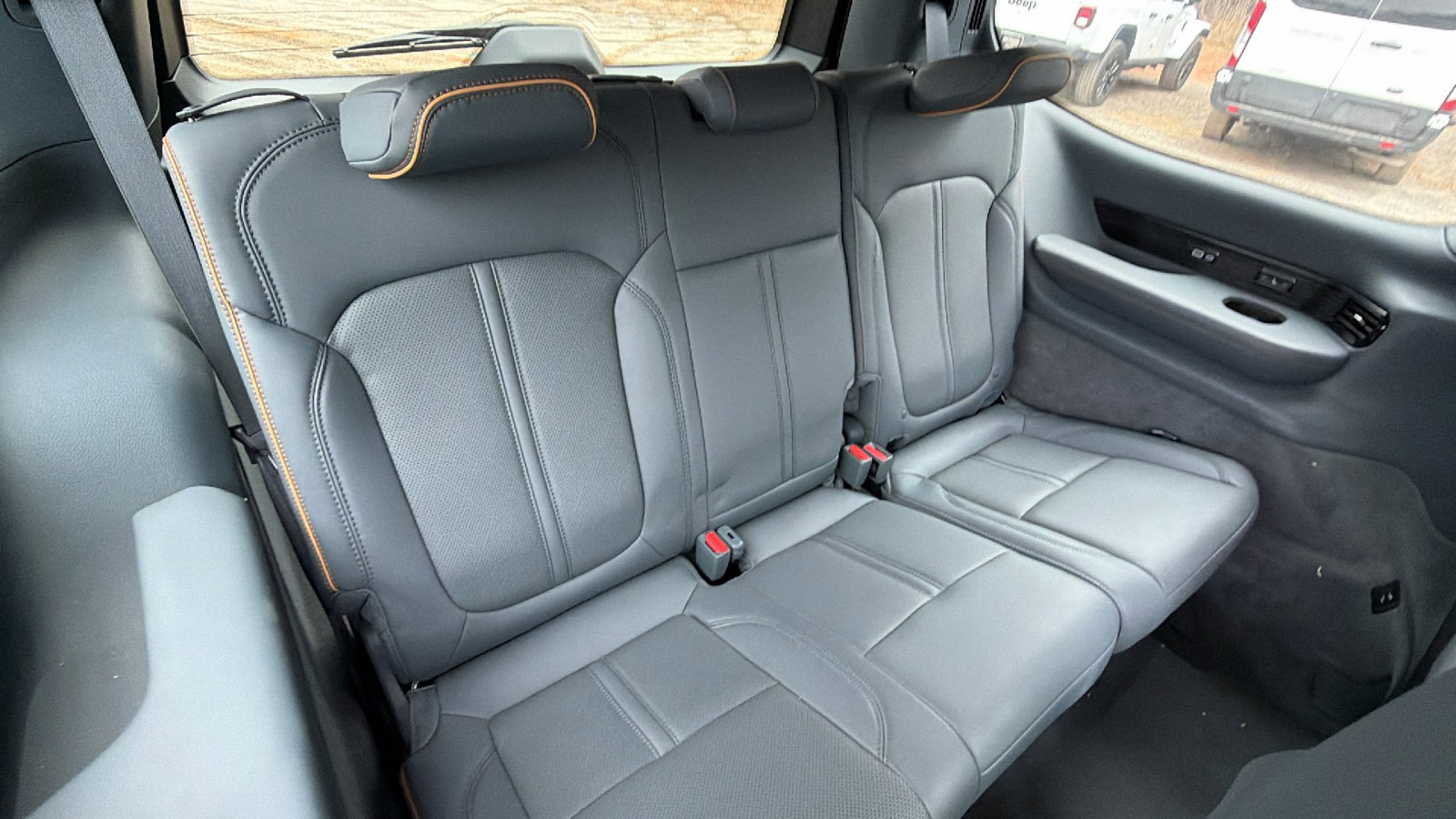 Certified 2022 Jeep Grand Wagoneer Series II image 23