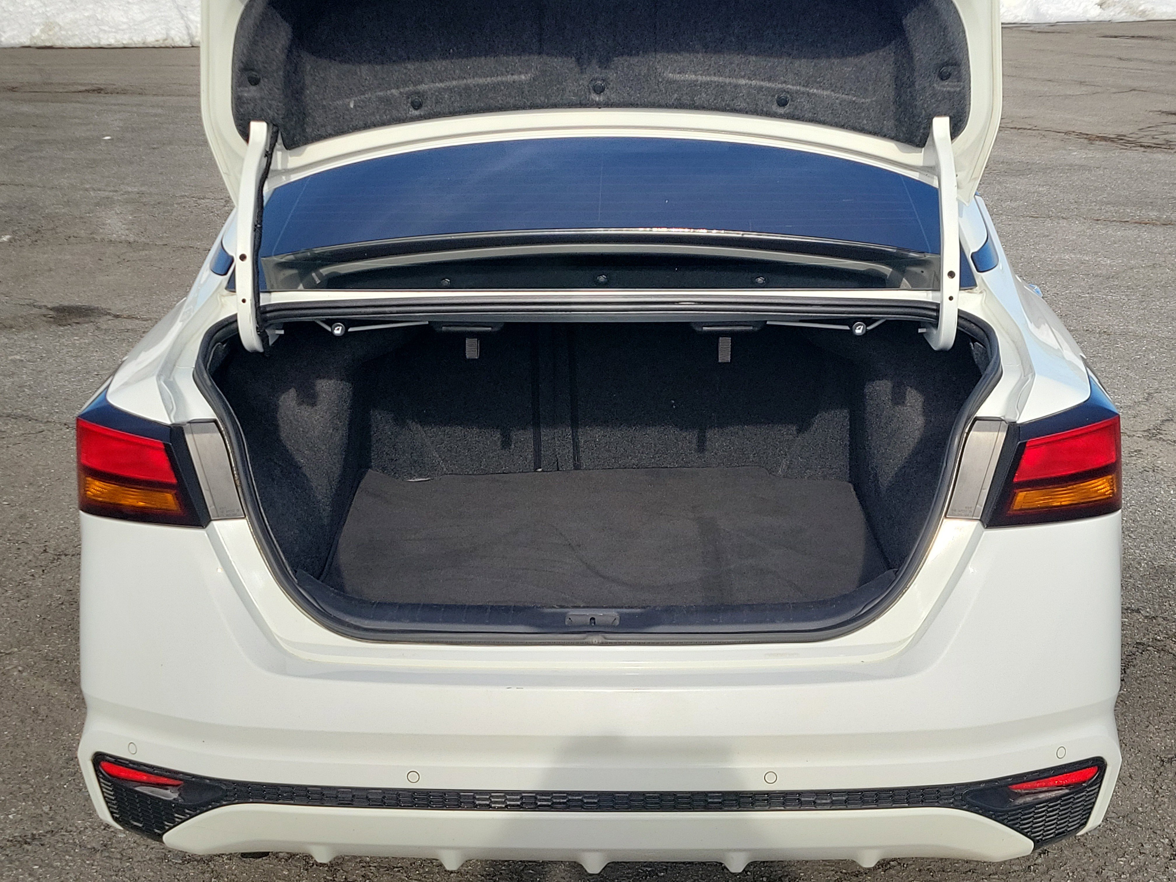 Used 2021 Nissan Altima 2.5 S w/ Driver Assist Package image 18