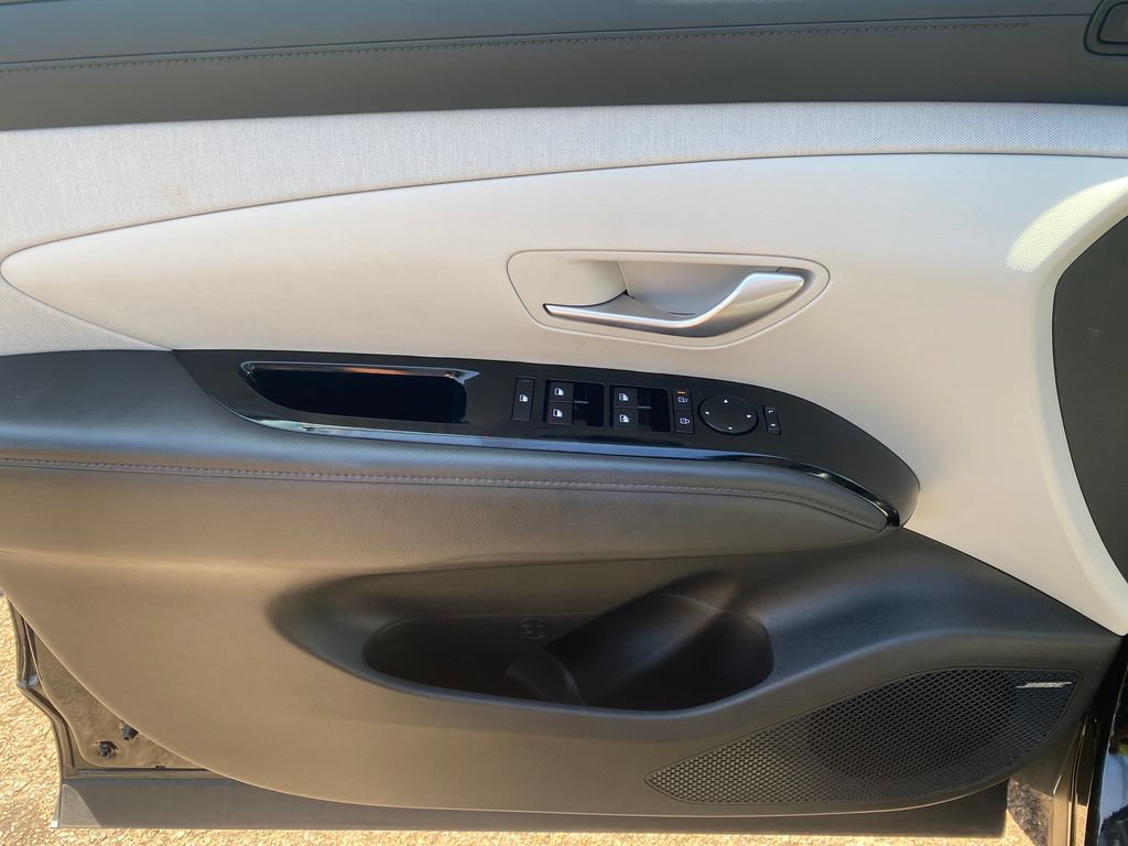 Used 2025 Hyundai Tucson Limited AWD/4WD image 30