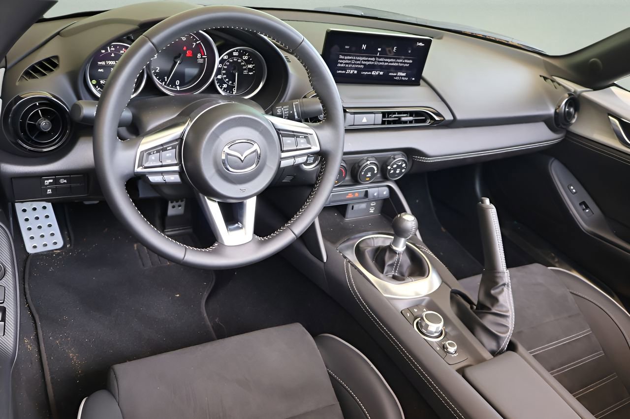Used 2025 MAZDA MX-5 Miata Club w/ Brembo/BBS Recaro Package image 13
