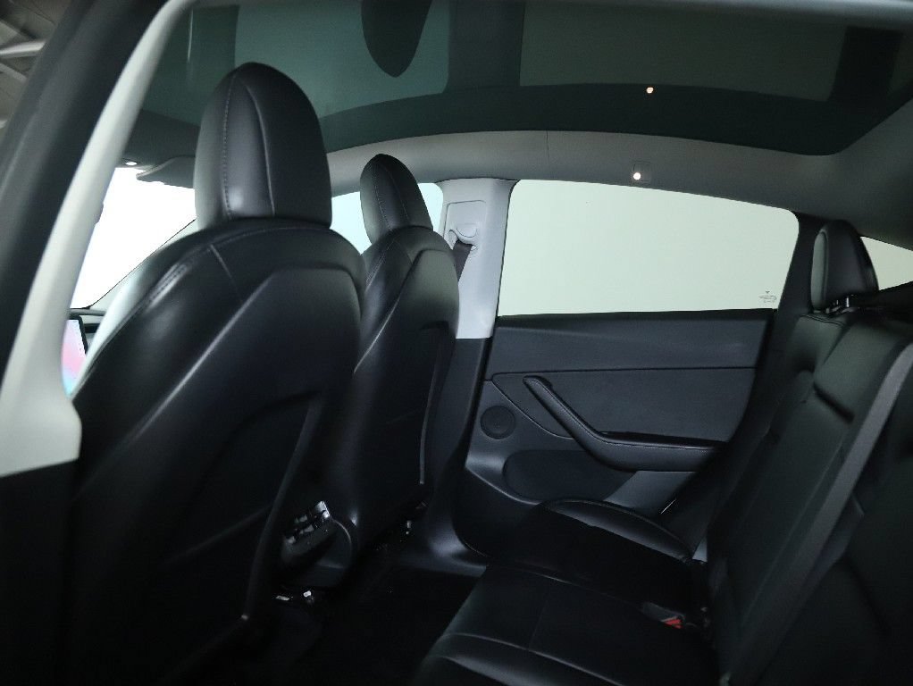 Used 2022 Tesla Model Y Performance AWD/4WD image 15