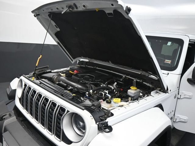 Used 2024 Jeep Wrangler Unlimited Sahara AWD/4WD image 20