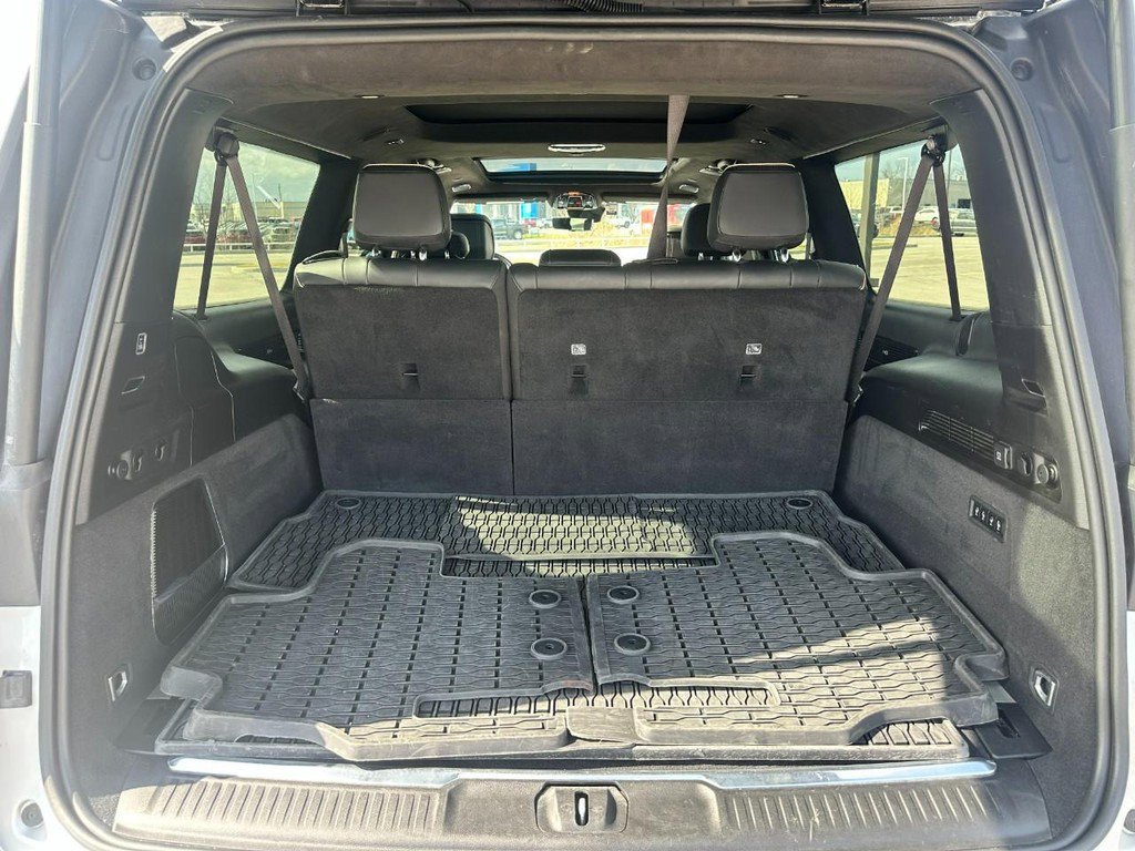 Used 2024 Jeep Grand Wagoneer L Series III image 5