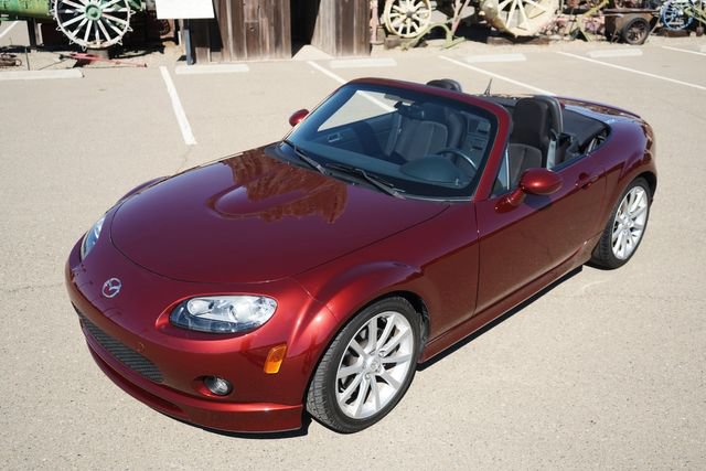 Used 2006 MAZDA MX-5 Miata Sport w/ Appearance Pkg RWD image 6