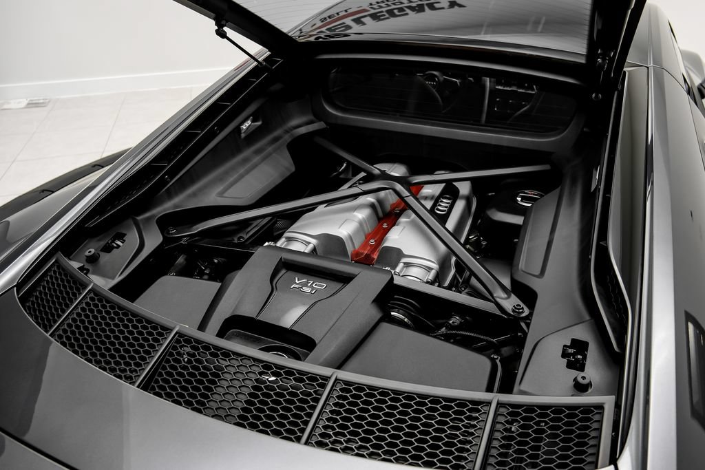 Used 2018 Audi R8 V10 AWD/4WD image 50