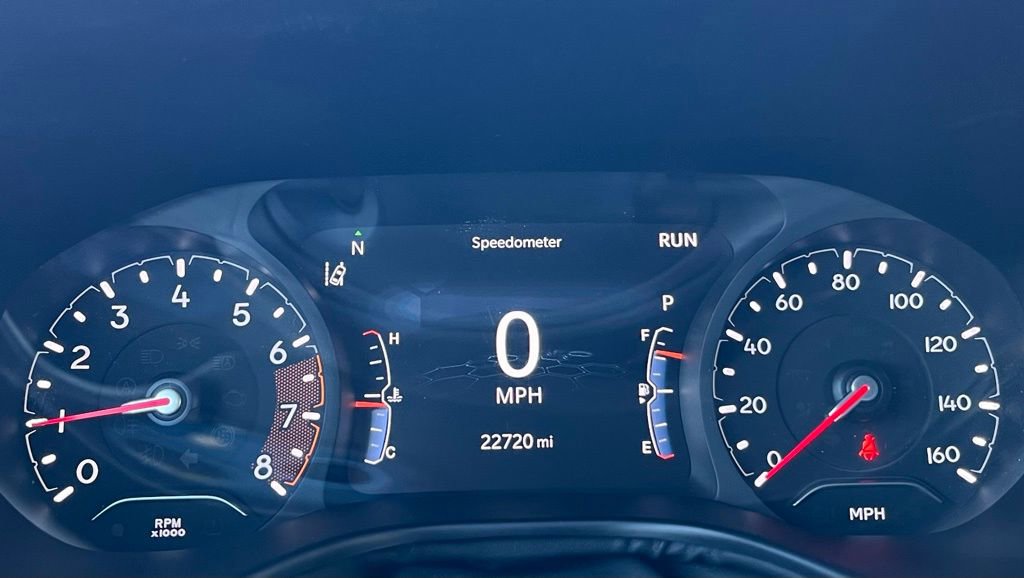 Used 2024 Jeep Compass Latitude image 11